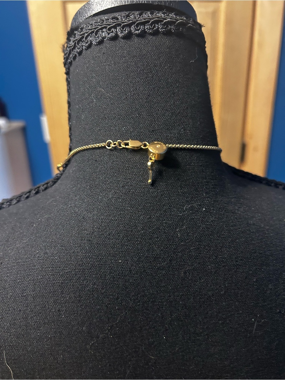 Michael Kors Rose Gold tone Padlock Pendant Chain Necklace - Picture 2 of 5